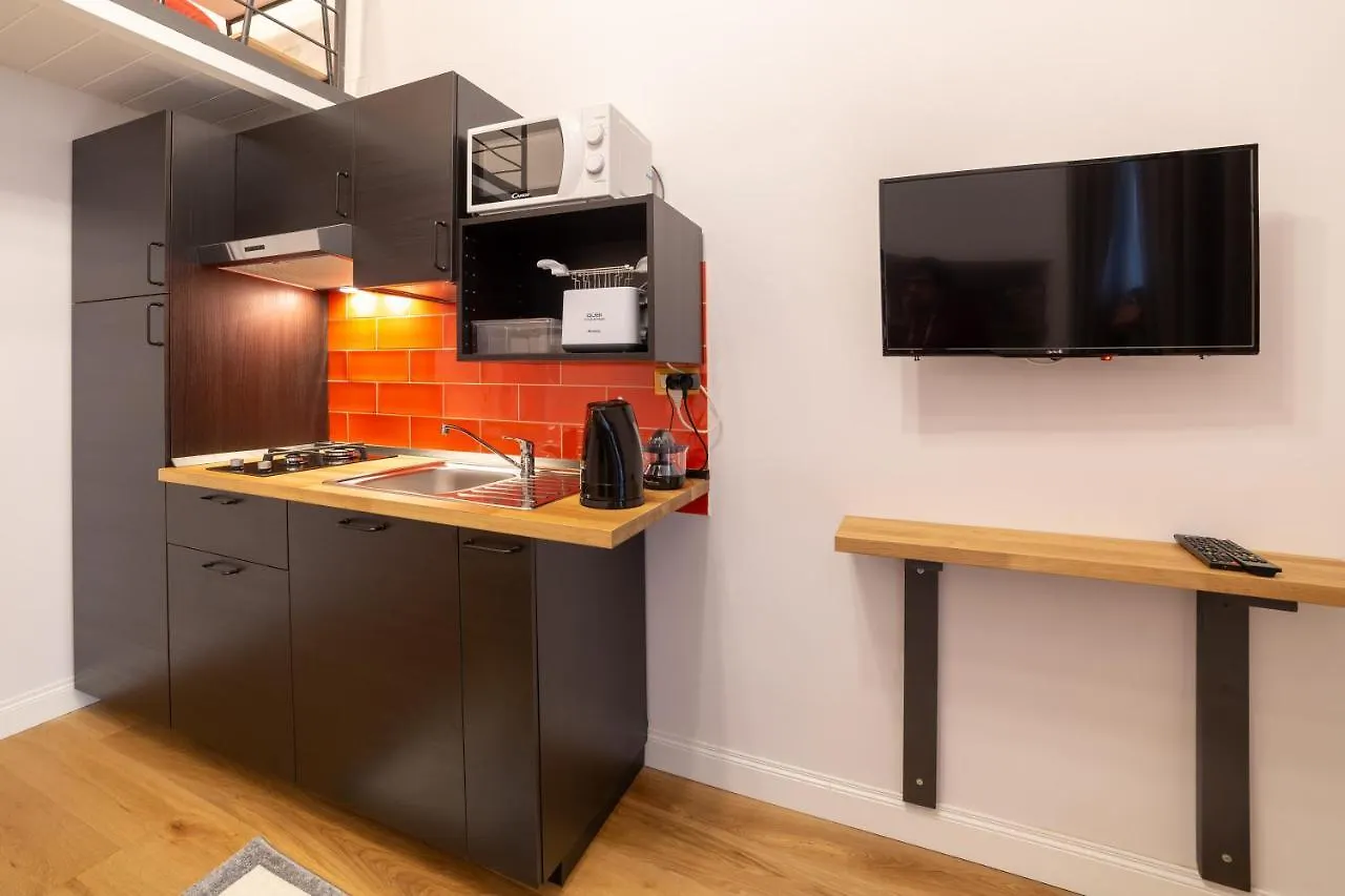 Design Studio Flat Next Sorbillo On Tribunali St By HouseinΝάπολη Νάπολη